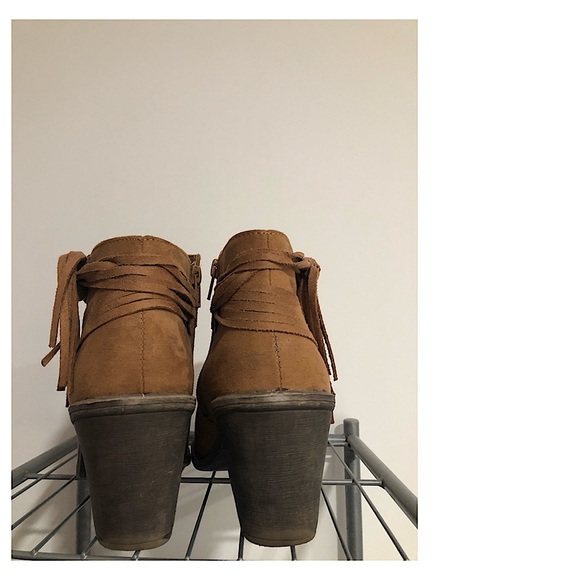 Brown little booties 🤎 🥾 - Picture 4 of 4